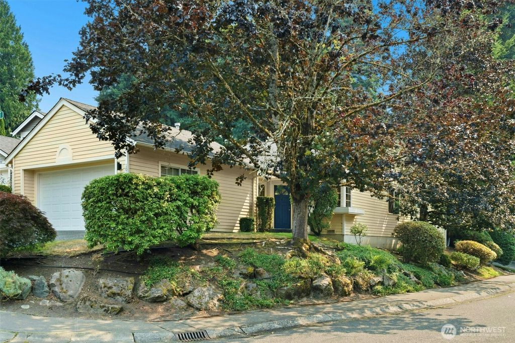 10141 NE 126th Street, Kirkland, WA 98034
