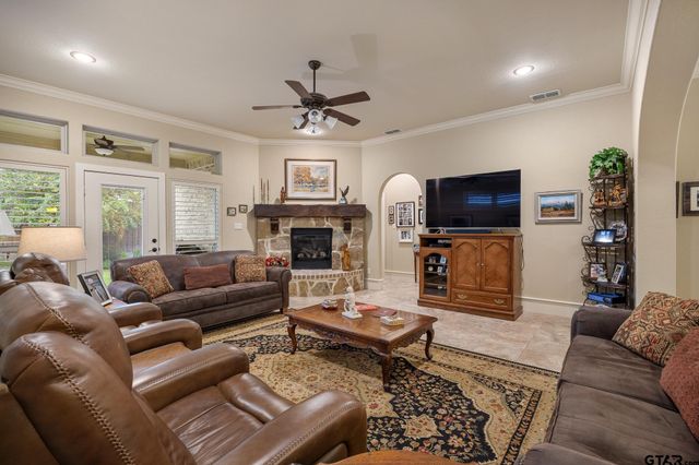 4322 Madera Dr, Tyler, TX 75707