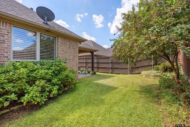 4322 Madera Dr, Tyler, TX 75707