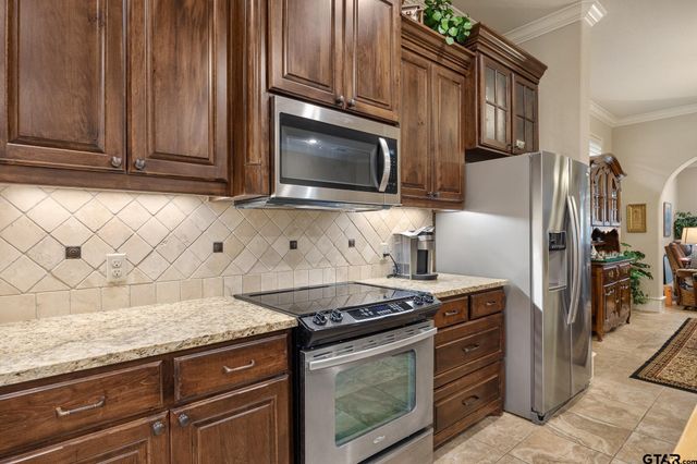 4322 Madera Dr, Tyler, TX 75707