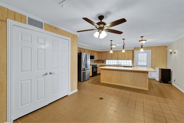 2204 Overglen Drive, Plano, TX 75074
