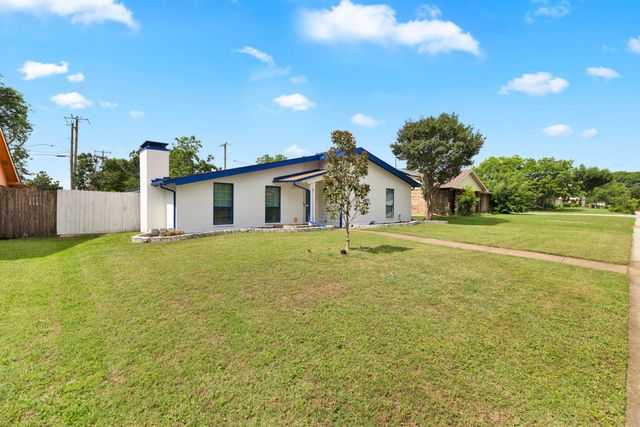 2204 Overglen Drive, Plano, TX 75074