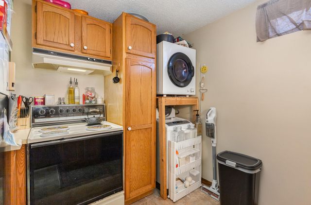6602 Hemlock Lane N, Maple Grove, MN 55369
