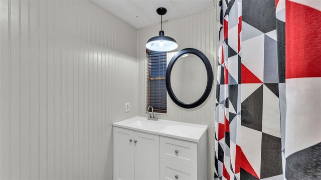 924 ELIZABETH LANE, Lakeland, FL 33809