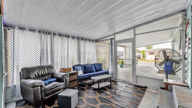 924 ELIZABETH LANE, Lakeland, FL 33809