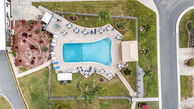 924 ELIZABETH LANE, Lakeland, FL 33809