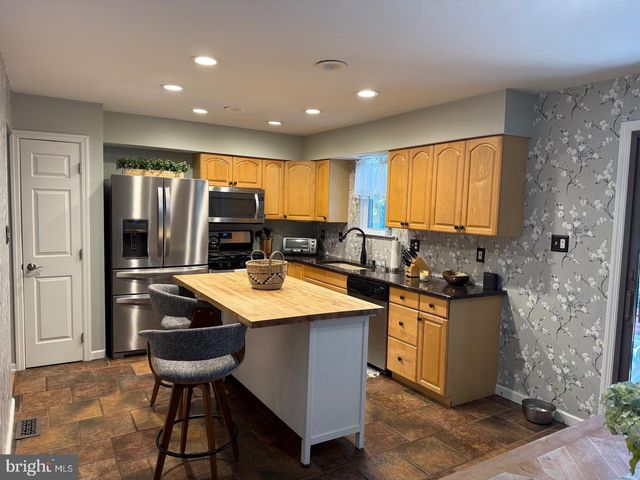 35 BIRCHWOOD WAY, Gibbsboro, NJ 08026