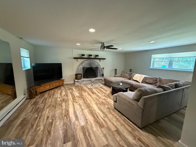 35 BIRCHWOOD WAY, Gibbsboro, NJ 08026