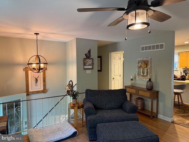 35 BIRCHWOOD WAY, Gibbsboro, NJ 08026