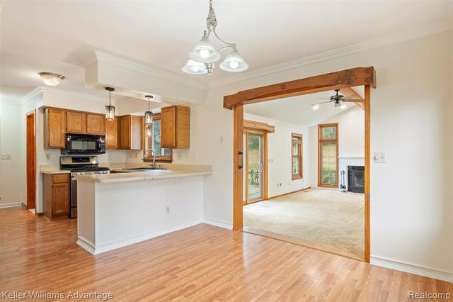 60422 Lamplighter Drive, New Hudson, MI 48165