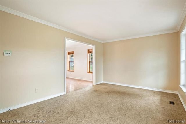 60422 Lamplighter Drive, New Hudson, MI 48165