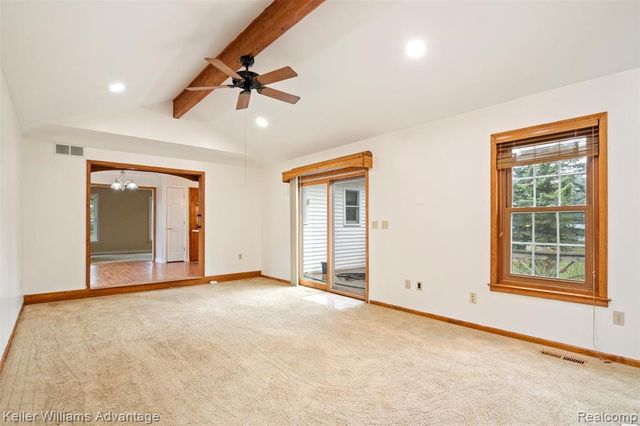 60422 Lamplighter Drive, New Hudson, MI 48165