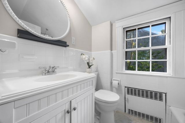 50 Holland Rd, Melrose, MA 02176