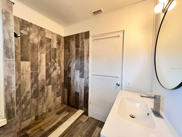 107 OAKLAND DRIVE, Deland, FL 32720