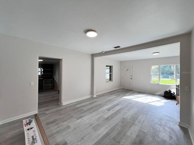 107 OAKLAND DRIVE, Deland, FL 32720