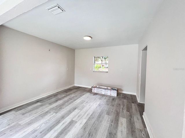 107 OAKLAND DRIVE, Deland, FL 32720