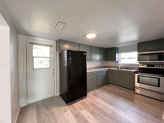 107 OAKLAND DRIVE, Deland, FL 32720