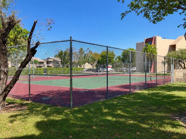 13707 Kendale Lakes Circle 109, Miami, FL 33183