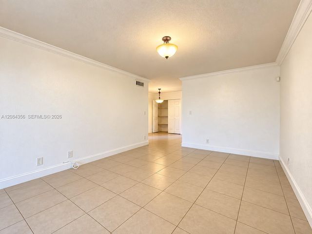 13707 Kendale Lakes Circle 109, Miami, FL 33183