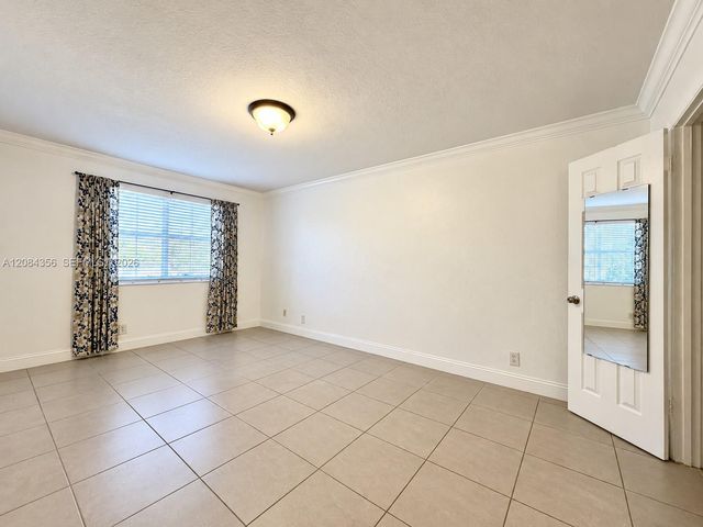 13707 Kendale Lakes Circle 109, Miami, FL 33183
