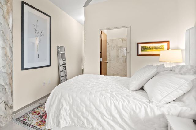 5601 Smetana Drive 918, Minnetonka, MN 55343