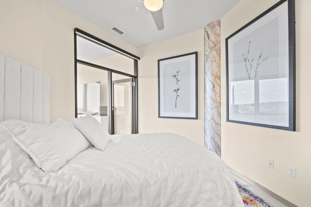 5601 Smetana Drive 918, Minnetonka, MN 55343