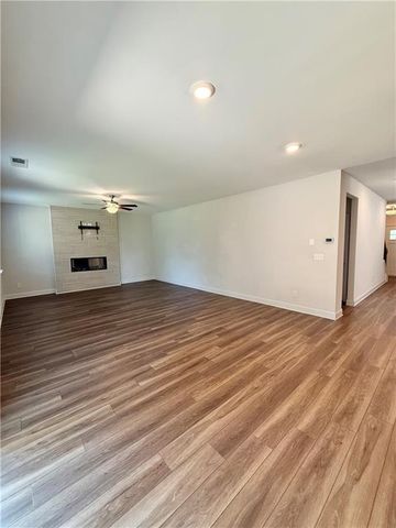64 Park Chase Lane, Dallas, GA 30132