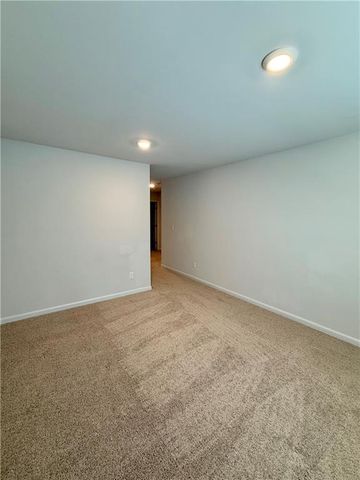 64 Park Chase Lane, Dallas, GA 30132