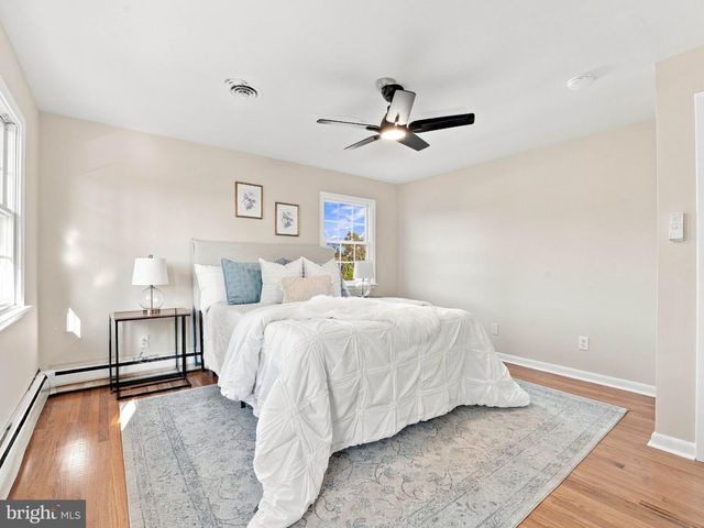 377 N LOCUST AVE, Marlton, NJ 08053