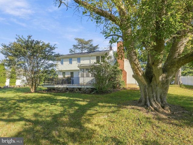 377 N LOCUST AVE, Marlton, NJ 08053