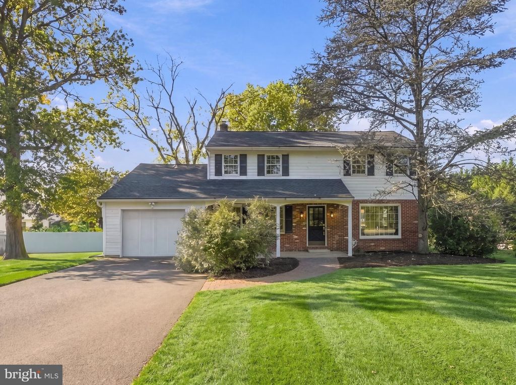 377 N LOCUST AVE, MARLTON, NJ 08053 — photo 2