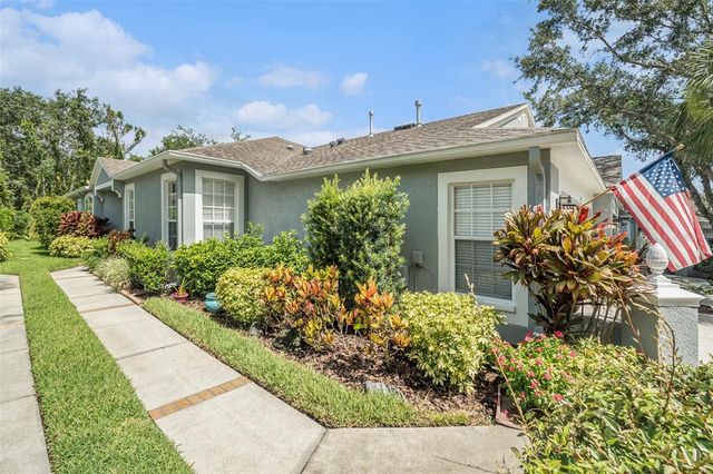 6041 SANDHILL RIDGE DRIVE, Lithia, FL 33547