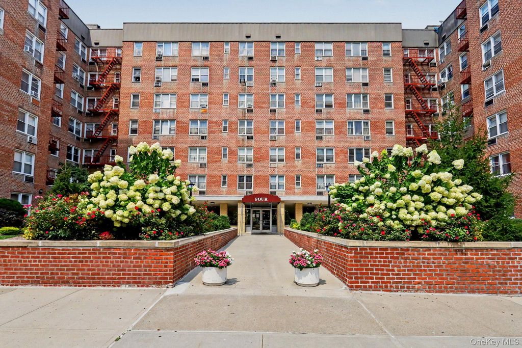 4 Sadore Lane 3B, Yonkers, NY 10710 — exterior