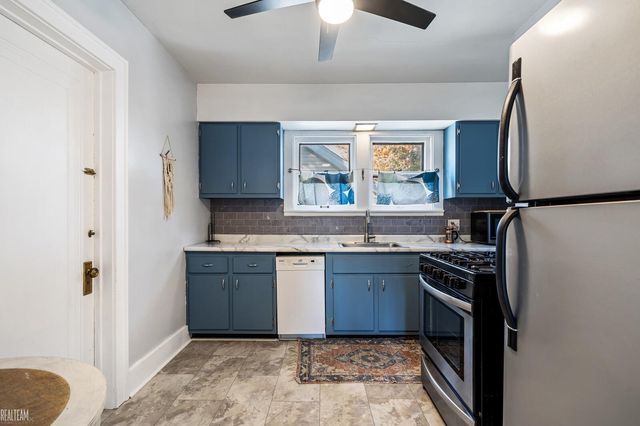 925 E 2nd Street, Royal Oak, MI 48067