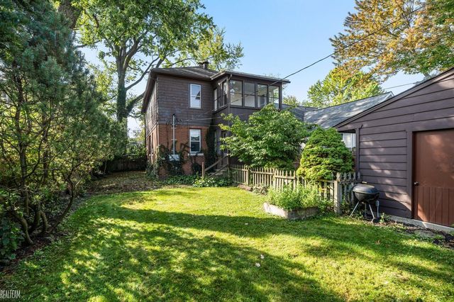 925 E 2nd Street, Royal Oak, MI 48067