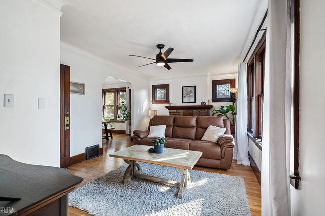 925 E 2nd Street, Royal Oak, MI 48067