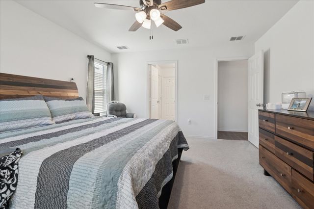 2101 Winding Creek Way, Denton, TX 76208