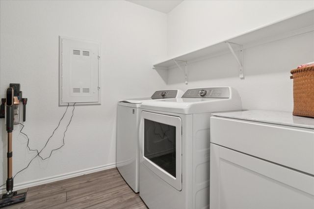 2101 Winding Creek Way, Denton, TX 76208