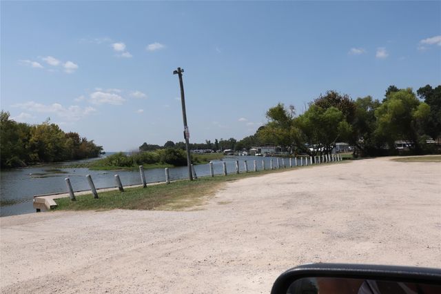 11633 Vistawood Street, Willis, TX 77318