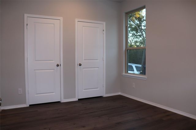11633 Vistawood Street, Willis, TX 77318
