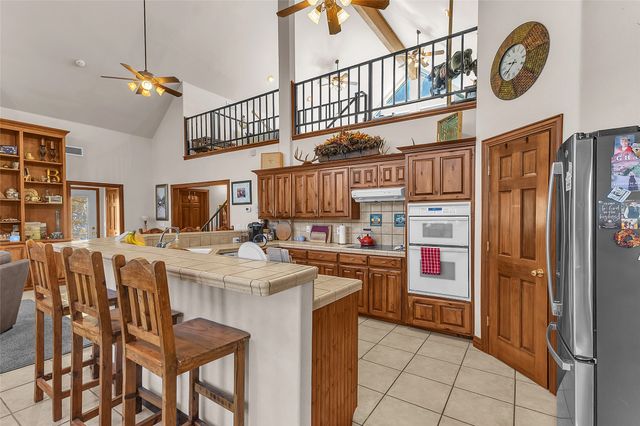 2024 Bluff Creek Drive, Strawn, TX 76475