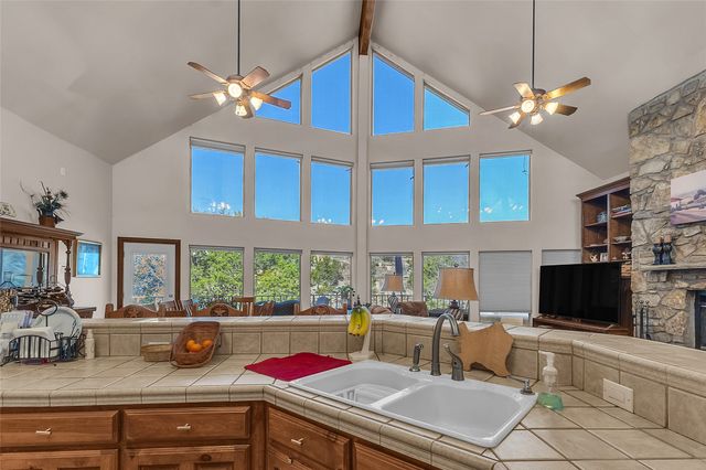 2024 Bluff Creek Drive, Strawn, TX 76475