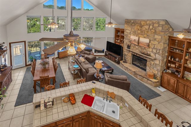 2024 Bluff Creek Drive, Strawn, TX 76475