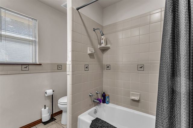 2024 Bluff Creek Drive, Strawn, TX 76475