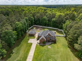 2234 Creekway DR, Smithfield, VA 23430