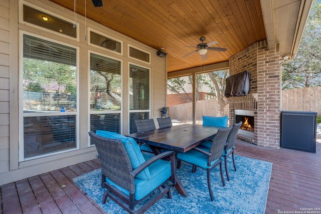 24011 Seven Winds, San Antonio, TX 78258