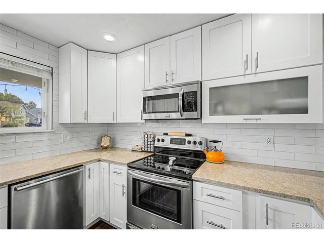 12521 S Elk Creek Way, Parker, CO 80134
