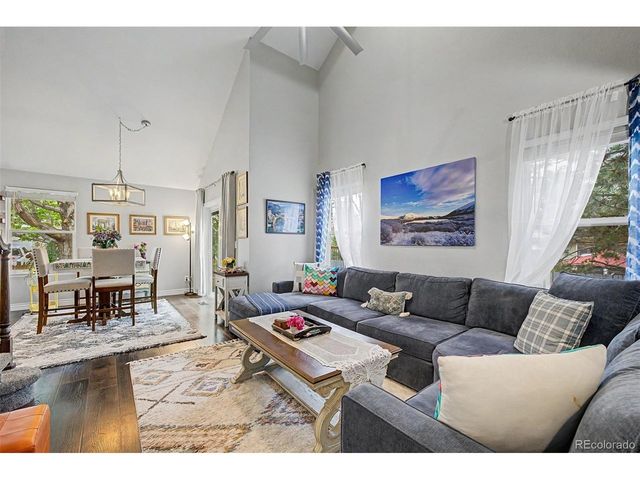 12521 S Elk Creek Way, Parker, CO 80134