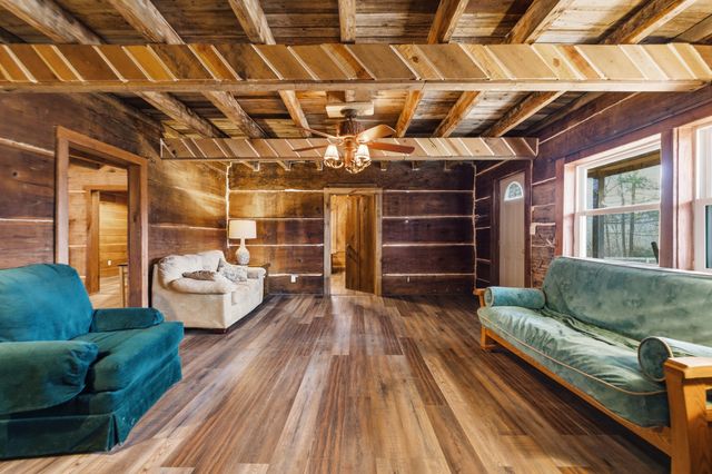 1635 Greens Chapel Road, Bloomfield, KY 40008