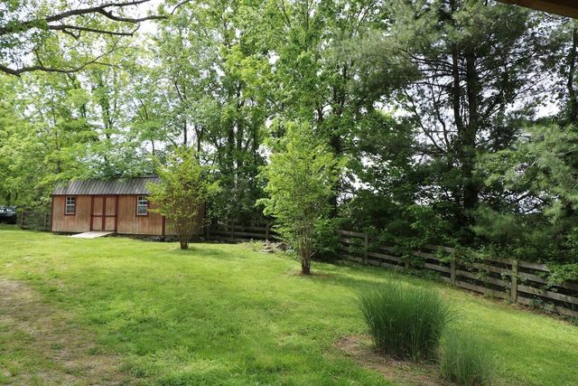 1635 Greens Chapel Road, Bloomfield, KY 40008
